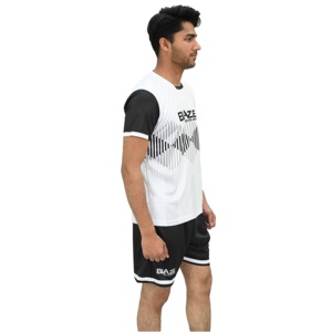 Maillots de football unisexes en polyester respirant de qualité supérieure, ensembles d'uniformes, vêtements de football personnalisés, col en V, manches courtes, antibactériens, séchage rapide - Product Image 2