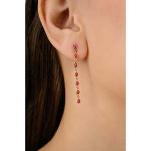 Pendientes de Aro Geométricos de Oro Sólido de 14K con Rubí Corte Pera y Diamante Colgante - Product Image 5