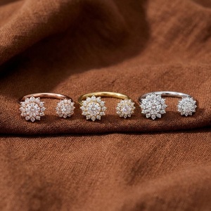 Production rapide de bijoux de haute qualité, bagues en or rose 18 carats avec diamants véritables, serties en grappe, pour un cadeau d'anniversaire de mariage - Product Image 4