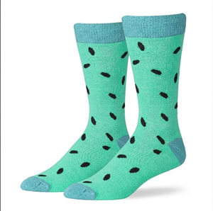 Chaussettes en coton tricotées unies respirantes pour adultes, avec logo sur le revers, vert et noir, vente en gros - Product Image 1