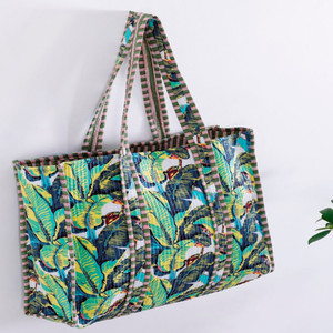 Nouveaux sacs fourre-tout classiques personnalisés en coton matelassé avec fermeture éclair, imprimé feuilles de bananier, pour le shopping et les courses - Product Image 1