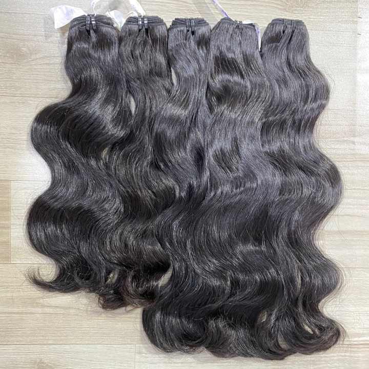 Natural Wavy Double Weft Vietnamese Human Hair Extension Cuticle Aligned Weaving Hair Bestseller Wholesale Price for Black Women