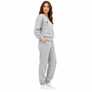 Sweat-shirt pour femme, tendance, confortable, style décontracté, tissu doux de qualité supérieure, durable, léger, chaud, essentiel pour un look décontracté - Product Image 4
