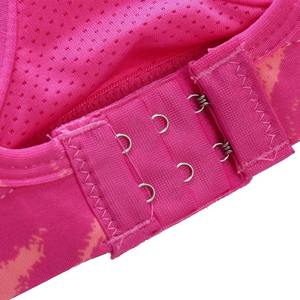 Soutien-gorge de sport pour femme de haute qualité, col en U, design OEM, couleur attrayante, sublimation, léger, sans couture, pour yoga et sport, tailles moyennes et plus. - Product Image 6