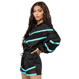 Ensemble de survêtement sportif personnalisé OEM 2026 pour femme, avec panneaux en maille, color block, sweat à capuche, short cycliste, haut de gamme, deux pièces, avec bandes réfléchissantes - Product Image 1