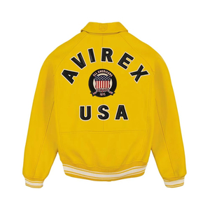 เสื้อแจ็คเก็ตบอมเบอร์สีเหลืองสำหรับผู้ชายยี่ห้อ Avirex ทำจากหนัง PU พร้อมป้ายปักลาย ปิดด้วยซิปด้านหน้า ปกเสื้อแบบพับได้ สไตล์ลำลอง ผลิตตามสั่ง - Product Image 4