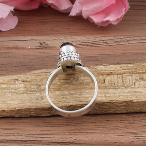Vente en gros de pierres précieuses en onyx noir naturel serties dans un cadre en argent sterling 925, bijoux classiques simples et minimalistes, pierre précieuse à taille brillante, pour le doigt - Product Image 3
