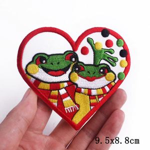 Patch brodé thermocollant avec logo ailes rouge et noir pour vêtements, vestes, chemises en jean, autocollants en tissu - Product Image 3