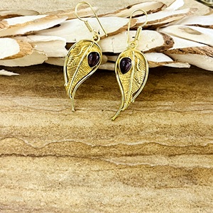 Pendientes colgantes de latón con diseño de hoja bohemia y gema, chapados en oro de 18K, con amatista, para mujer, favoritos de los compradores, venta al por mayor/OEM/ODM - Product Image 5