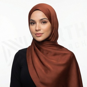 Hiyab de poliéster de color sólido para mujer, chifón suave al tacto, para uso diario, pañuelo étnico de Oriente Medio. - Product Image 6