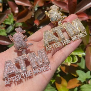 จี้ตัวอักษรโมอิสซาไนต์ ATM เงินแท้ 925 ชุบโรเดียม สไตล์ฮิปฮอป เครื่องประดับสำหรับใส่ทุกวัน ประดับเพชรแบบ Iced Out จี้ตัวอักษรสั่งทำได้ - Product Image 4
