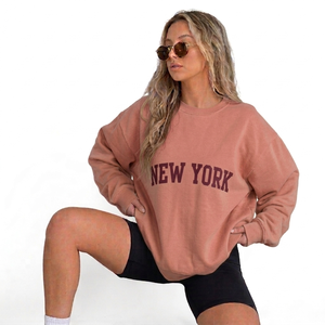 Sudadera de cuello alto oversize para mujer, bordada y estampada, de tejido polar ecológico, corte relajado, estilo casual moderno para invierno. - Product Image 6