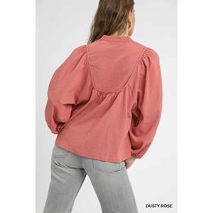 Umgee Blusa texturizada con muescas para mujer con mangas de globo con estilo - Product Image 2