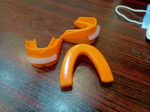 Protège-dents de boxe et de rugby en EVA, personnalisable avec logo, pour hommes – Équipement de combat écologique - Product Image 2