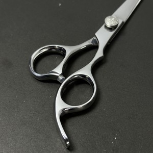 Ciseaux de coiffure ergonomiques 440c, ciseaux professionnels en acier inoxydable pour les experts en coiffure - Product Image 3