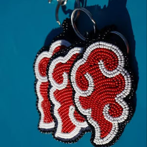 Bracelet à breloques moderne et élégant, breloque personnalisée pour femmes, design élégant - Product Image 1