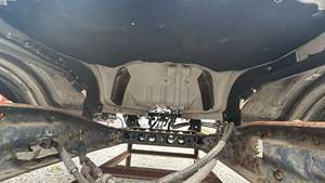 Cabina ISUZU NMR Usada, Clasificación A, Manual - Product Image 5