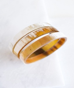 Brazalete de Cuerno de Búfalo Redondo Hecho a Mano, Ecológico, de Calidad de Exportación, Estilo Moderno Negro, para el Día de San Valentín, Uttar Pradesh F S - Product Image 1