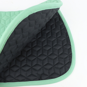 Tapis de selle en tissu sergé vert menthe, léger et durable, équipement équestre pour un confort et des performances supérieurs - Product Image 4