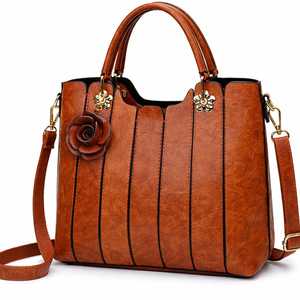 Impresionante bolso bandolera de cuero puro de alta calidad – Atractivo diseño de lujo - Product Image 1