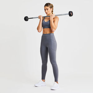 Ensemble de yoga 2 pièces pour femmes, pantalon grande taille de haute qualité avec impression de logo personnalisé, fabriqué au Pakistan par une usine OEM - Product Image 6