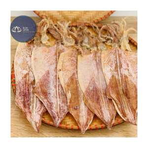 Calamars séchés de qualité supérieure, de qualité alimentaire, capturés en pleine mer, ingrédients naturels pour en-cas umami, export - Product Image 1