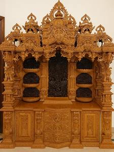 Mandir hindú tradicional tallado a mano con puertas, templo doméstico de madera de teca tallada a mano, Mandir de diseño con puertas con trabajo de Jali - Product Image 6