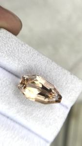 Piedra de Morganita Natural Certificada con Corte de Forma Elegante, Excelente Color y Calidad de Brillo, Beryl Natural de 8.20 Quilates, Limpia con Lupa - Product Image 5