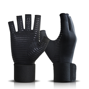 Wholesale Custom Logo Black Leather Fitness <b>Gloves</b> | High-Quality Breathable Half Finger Gym Mittens | OEM Men's <b>Weight</b> Lifting - Product Image 4