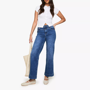 Nouveautés : Pantalons en jean personnalisés pour femmes, coupe slim taille mi-haute, design de marque sur mesure avec étiquette privée - Product Image 4