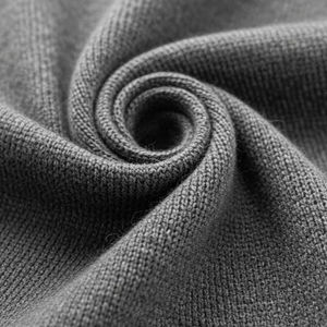 Écharpe longue unie personnalisée pour femmes, 100 % acrylique, avec logo personnalisé, lettres grecques de fraternité et de sororité, couleurs vert, rose, noir - Product Image 5