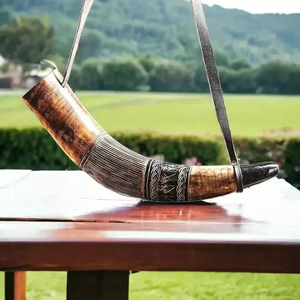 Corne à boire viking avec étui en cuir, authentique et de qualité alimentaire, tasse à bière nordique - Product Image 3