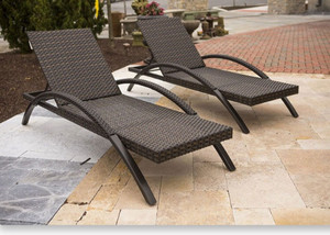 Ensemble de chaises longues et table d'appoint en rotin PE pour extérieur, mobilier de luxe pour villa, chaise longue de piscine - Product Image 3
