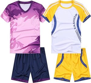 Uniforme de Fútbol OEM en Blanco, Ligero, de Poliéster, Estilo Minimalista, Conjunto de Camiseta y Pantalones Cortos - Product Image 4