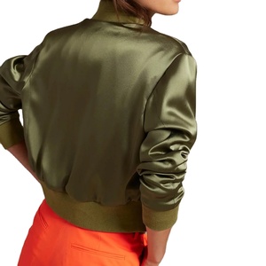 Blouson bombardier d'hiver à la mode personnalisé au prix de gros pour femmes à manches longues, fermeture éclair, respirant, tenue décontracté respirant - Product Image 4