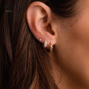 Pendientes Huggie de Lujo con Diamantes Pavé – Oro de 14k con Diamantes Certificados – Fabricación de Joyería Fina - Product Image 5