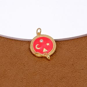Colgante de serpiente redonda de esmalte rojo con piedra CZ chapado en oro serpiente celestial encanto joyería para regalo - Product Image 3
