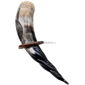 Juego de Cuernos Vikingos Pulidos Ecológicos de Vaca Genuina Estilo Medieval con Soporte de Madera, Calidad de Exportación, ¡Venta Caliente! - Product Image 5