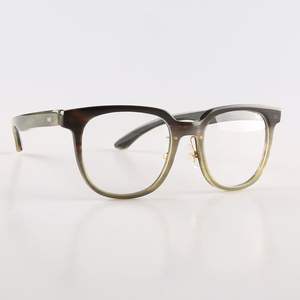 Montures de lunettes classiques haut de gamme faites à la main en véritable corne de buffle, couleur naturelle, rondes, imperméables, style animalier - Product Image 2