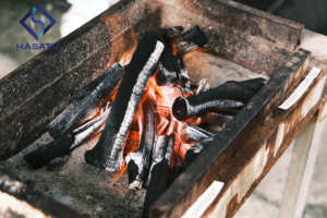 Charbon de bois de mangrove à haute valeur calorifique, bois dur dense, combustible pour barbecue à combustion longue durée, faible teneur en cendres, usage commercial - Product Image 2