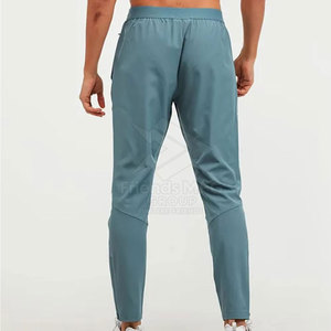 Elegante Traje Cortavientos Transpirable y Ecológico para Invierno, Chaqueta y Pantalones para Fitness y Estilo de Vida al Aire Libre - Product Image 6