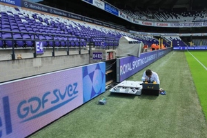 Prix d'usine, grand mur vidéo LED, affichage LED pour les sports <span class=keywords><strong>de</strong></span> plein air, les matchs <span class=keywords><strong>de</strong></span> football, pour les stades, pas <span class=keywords><strong>de</strong></span> MOQ et livraison rapide - Product Image 5