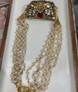 Mini sac à main de mariage au design Kundan, petit sac à main fait main en Inde, 5 pouces, des deux côtés, par F S International. - Product Image 3