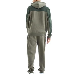 ชุดวอร์มผู้ชายสำหรับผู้ใหญ่ ผ้าฝ้าย 100% ระบายอากาศได้ดี ผ้าฟลีซ สกรีนโลโก้ได้ตามต้องการ สำหรับฤดูหนาว ขนาดสั่งทำได้ ปี 2026 - Product Image 4