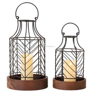 Linterna de madera de diseñador de alta calidad con mango negro para centro de mesa de patio White Wash de Ambience Lfestyle - Product Image 2