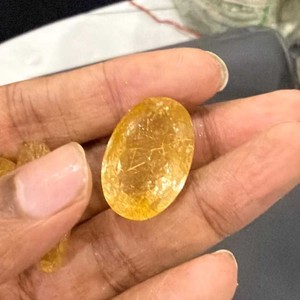 หินควอตซ์รูไทล์สีทองธรรมชาติจาก Jaipur Gems House รูปทรงวงรี ขนาด 4-20 มม. คละขนาด สำหรับทำเครื่องประดับ ขายส่ง - Product Image 3
