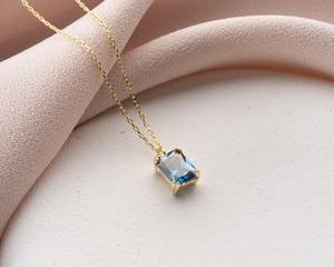 Collar con Colgante de Tanzanita Azul, Piedra de Tanzanita Azul Océano, Plata de Ley 925, Cadena Chapada en Oro de 14K, Joyería Rectangular Elegante - Product Image 5