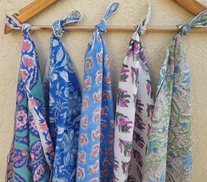Hand Block Print 100 % Cotton <b>Bandana</b> Scarf for Women Floral Printed Head Scarf Soft Cotton Neckerchief Boho Hair Wrap <b>Bandana</b> - Product Image 2