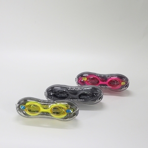 แว่นตาว่ายน้ำกันฝ้าแบบใส - Product Image 2