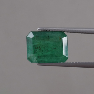 Émeraude Naturelle en Gros Certifiée IGI, Pierre Précieuse Libre, 6,48 Carats, Coupe Émeraude, Forme Octogonale 12x9mm, Vert Premium à Changement de Couleur - Product Image 1